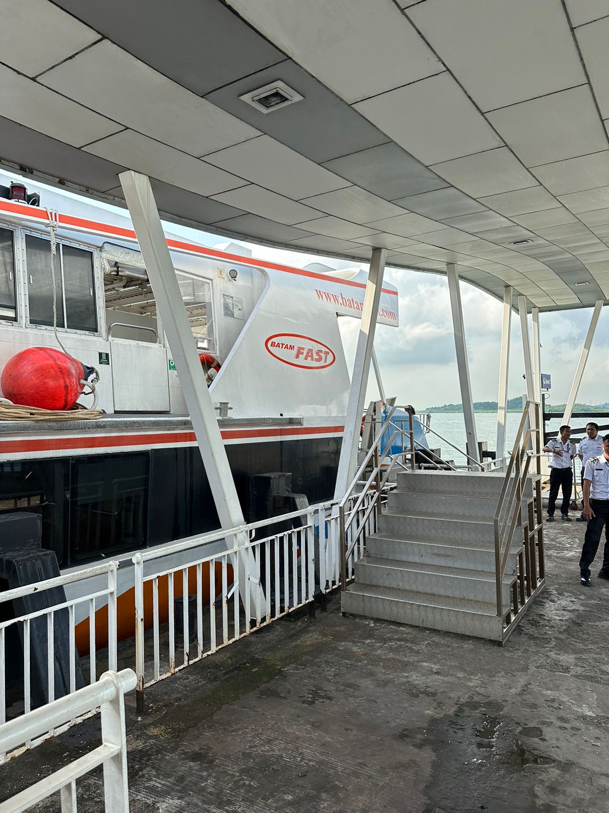 Batam Fast - Exterior