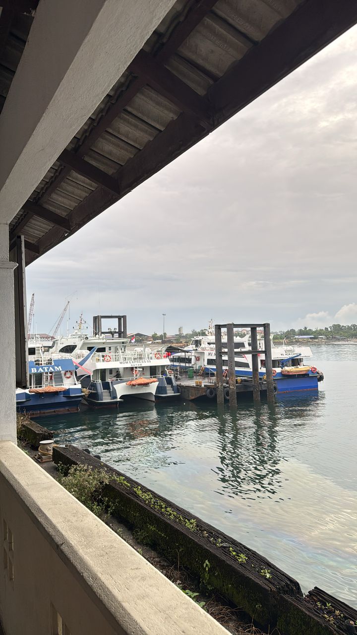 Pasir Gudang Passenger Ferry - Exterior