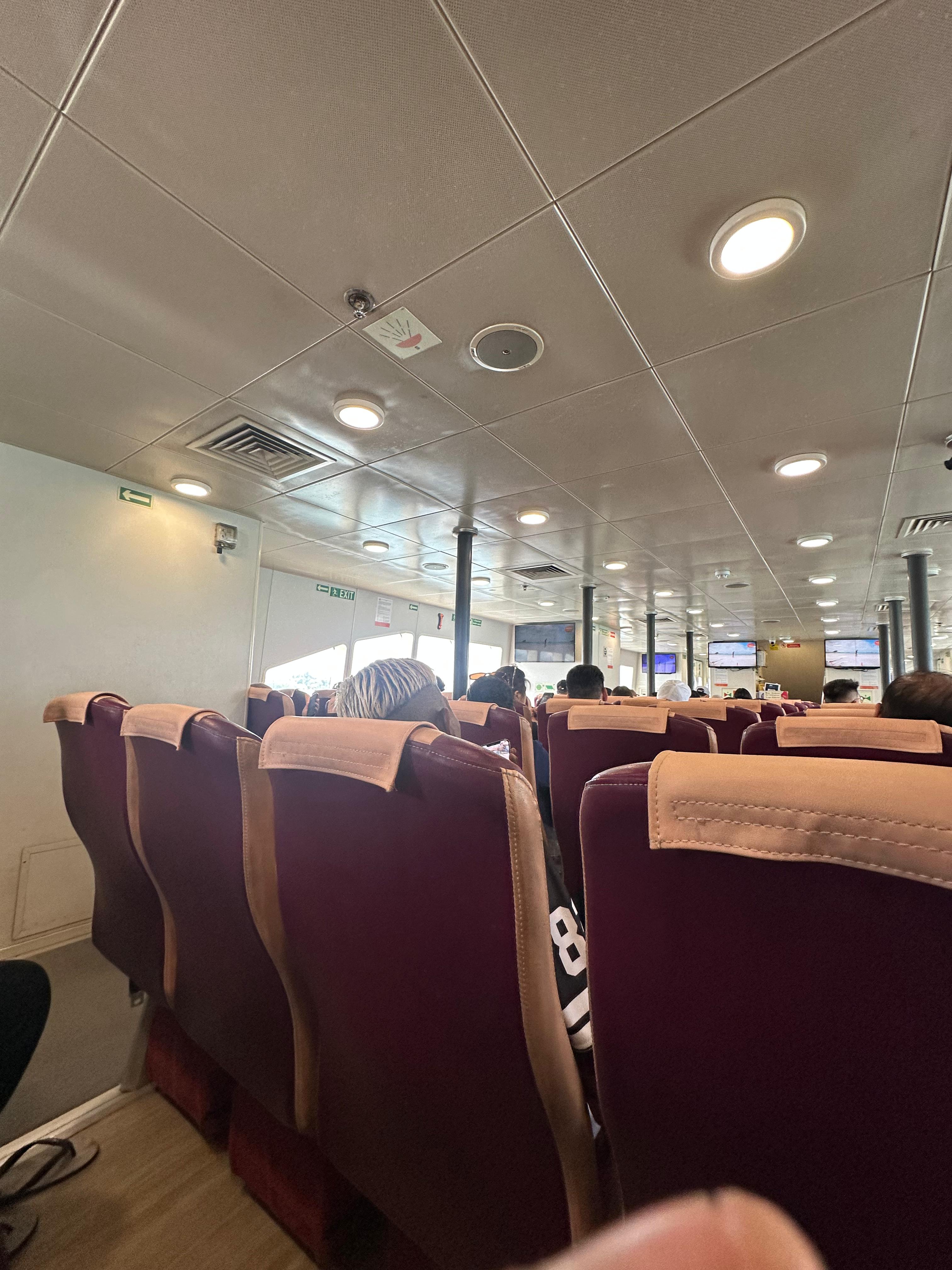 Sindo Ferry - Interior