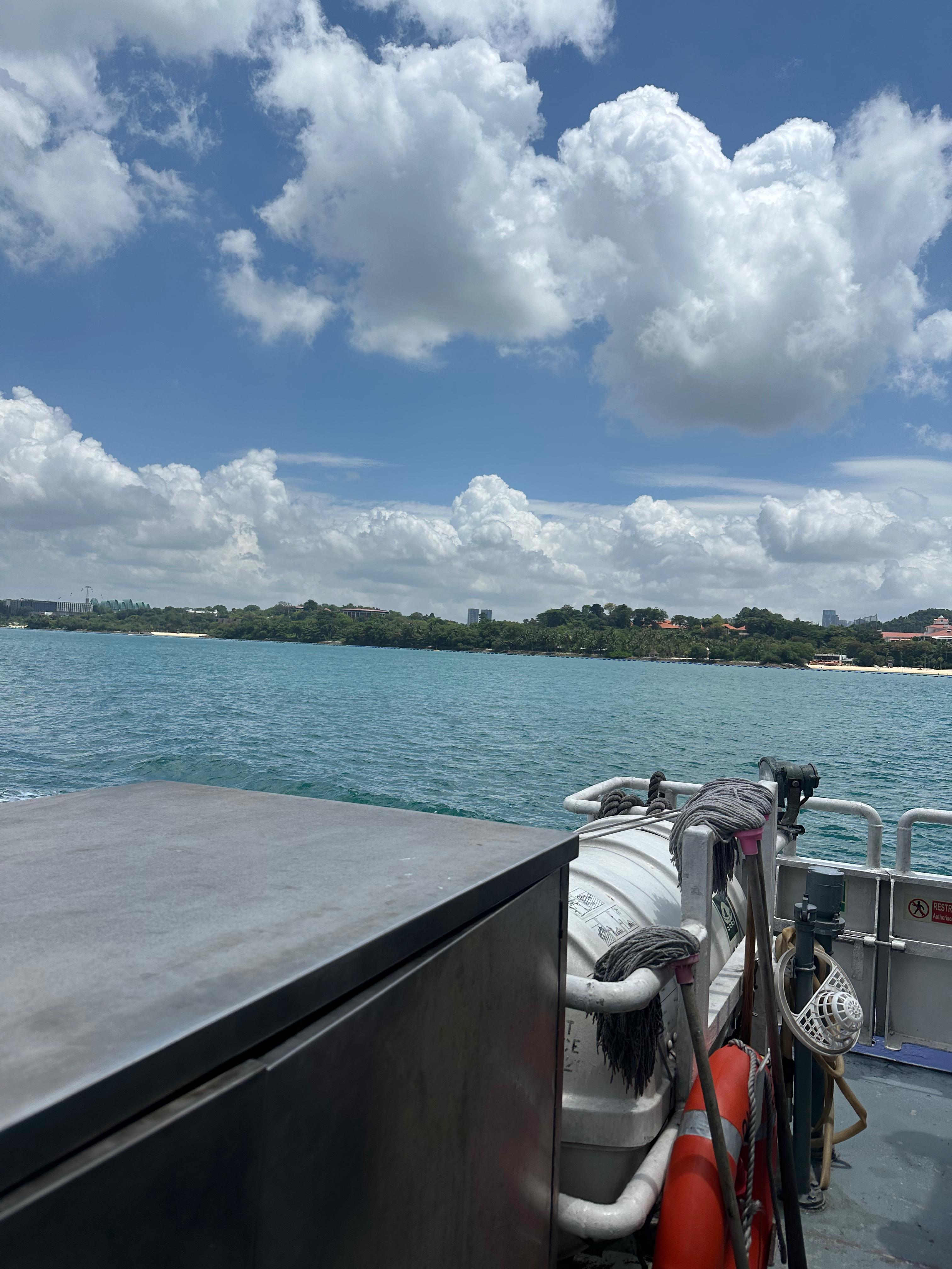 Sindo Ferry - Amenities