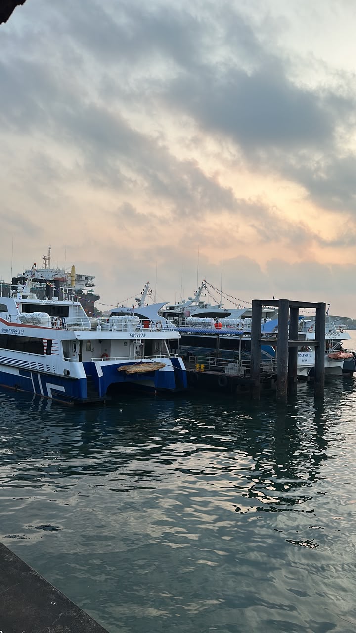 Pasir Gudang Ferry - Exterior, BP