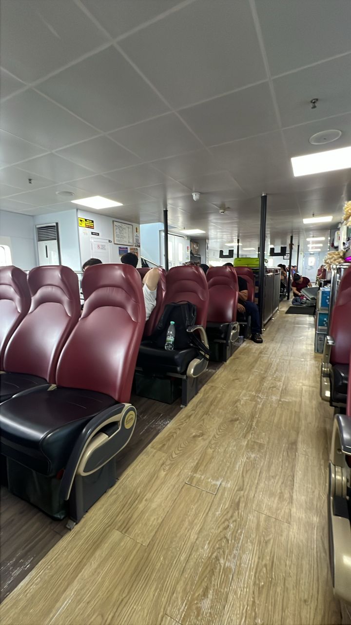 Pintas Fast Ferry - Interior
