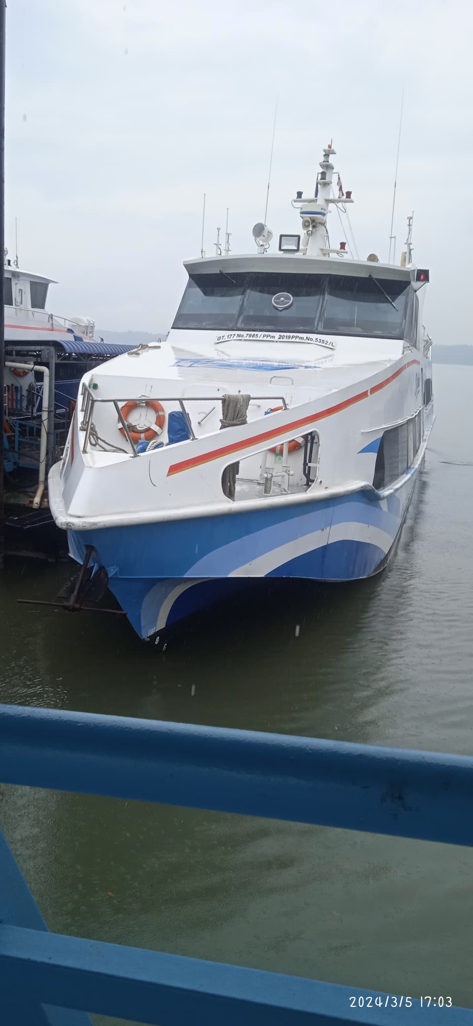Pasir Gudang Passenger Ferry - Exterior