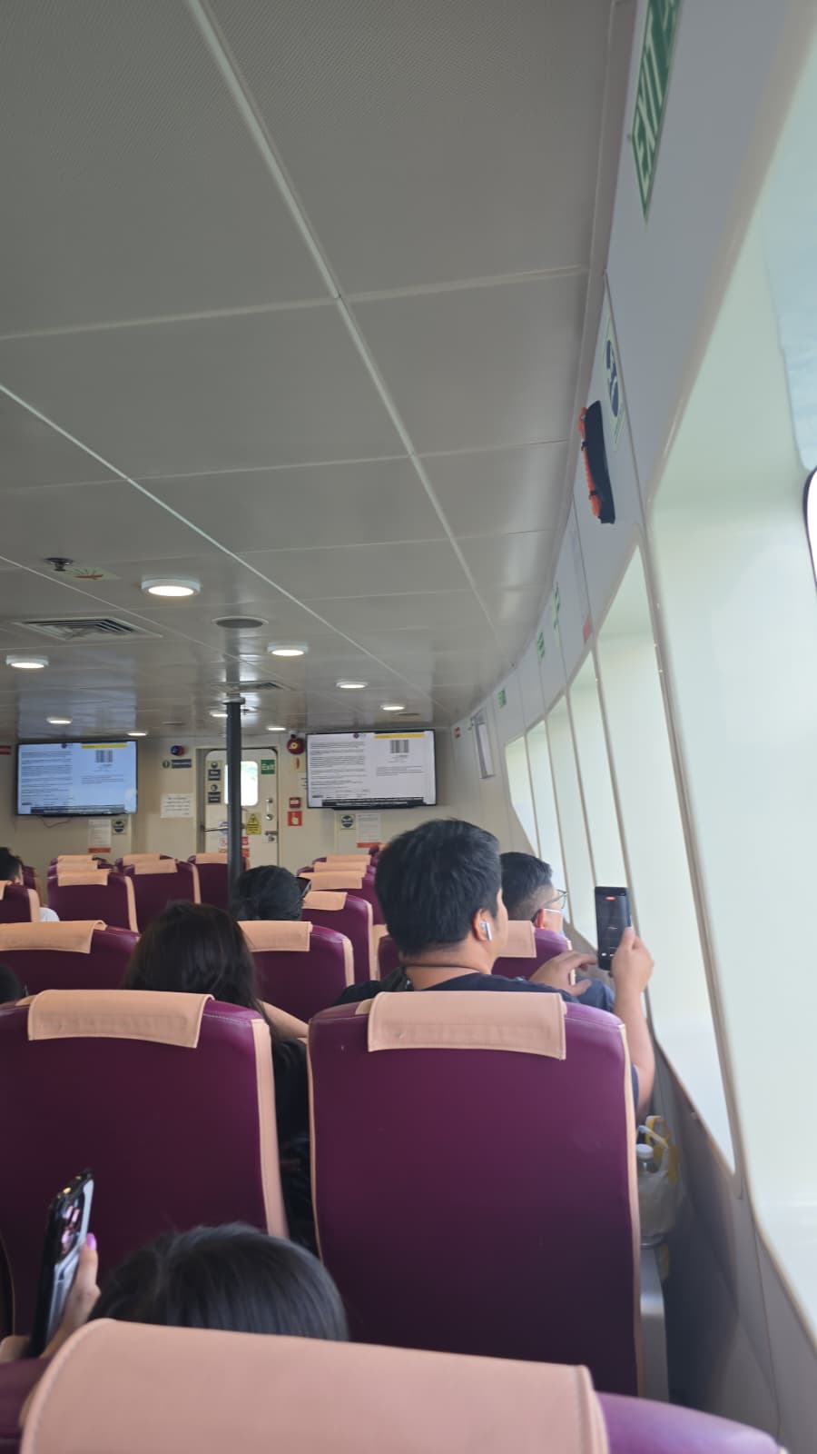 Sindo Ferry - Interior