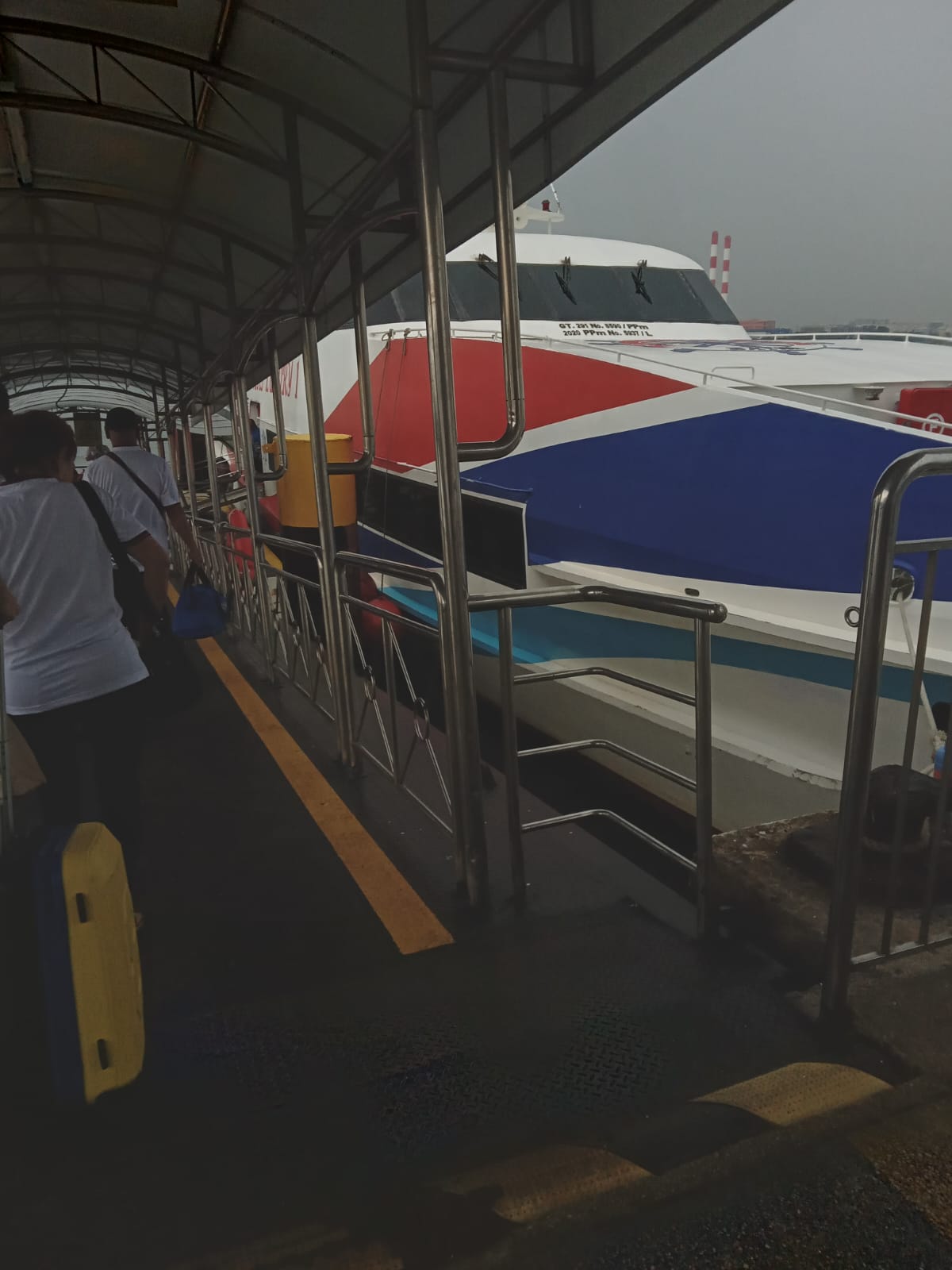 Pintas Fast Ferry - Exterior
