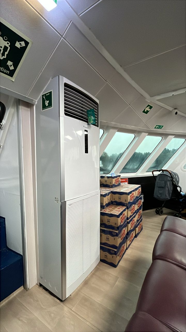 Pintas Fast Ferry - Interior, Amenities