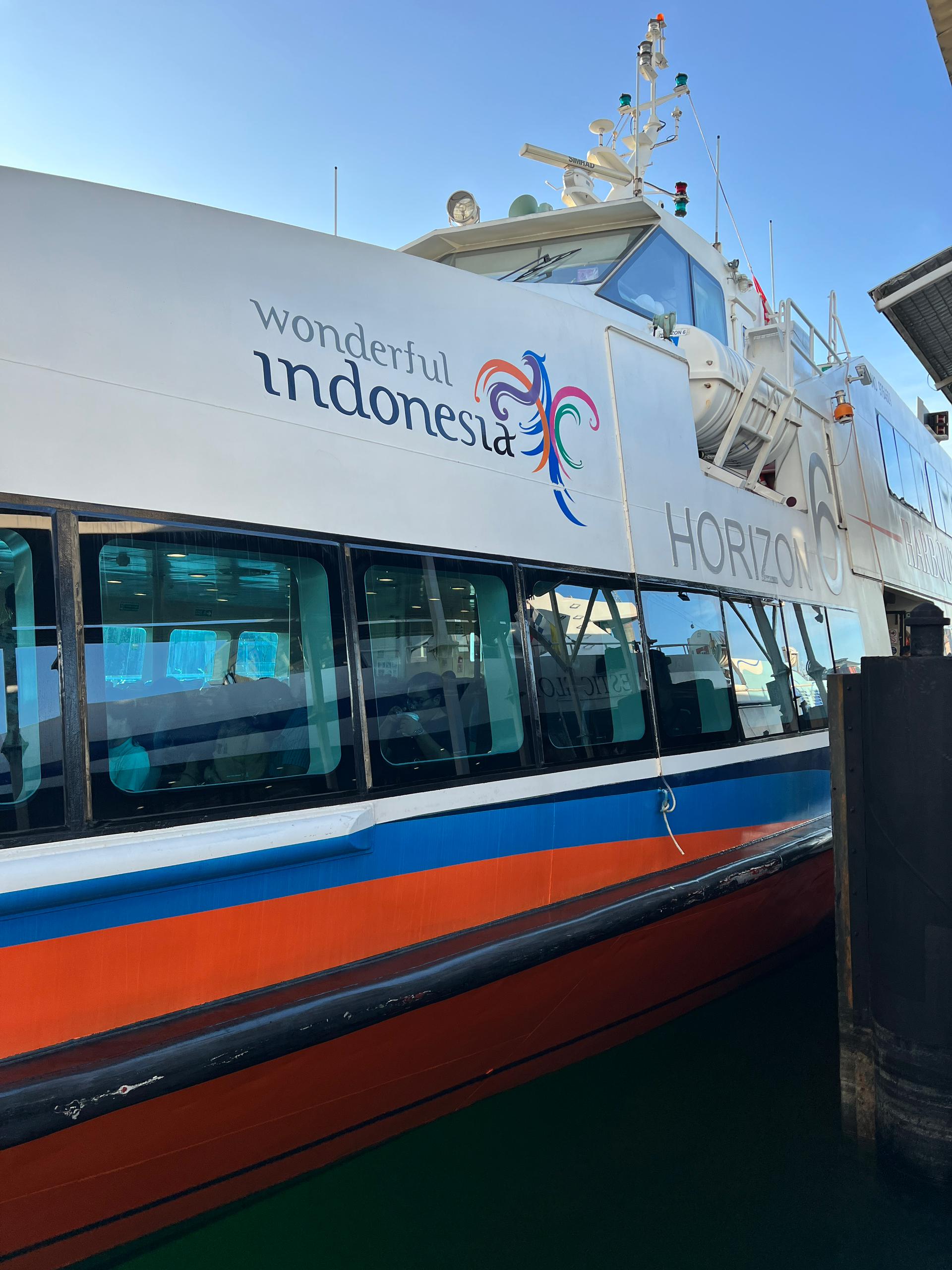 Horizon Fast Ferry - Exterior