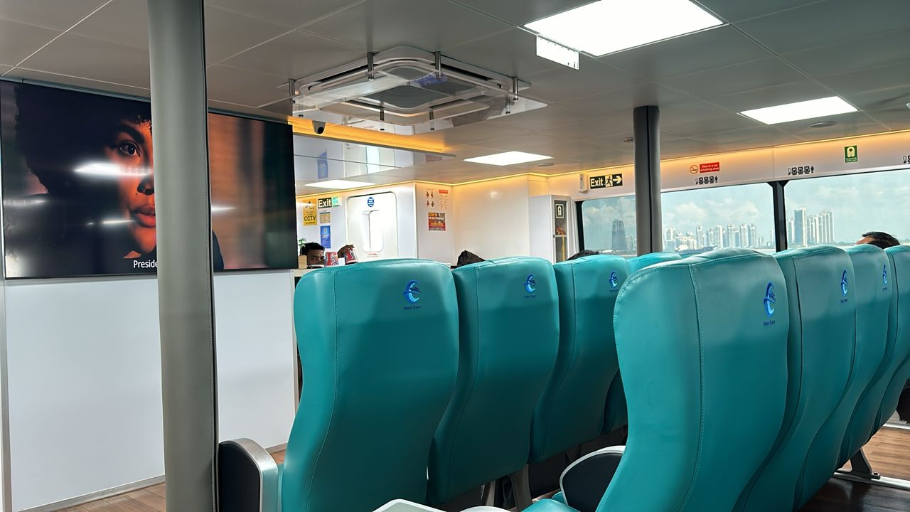 Putri Anggreni - Interior