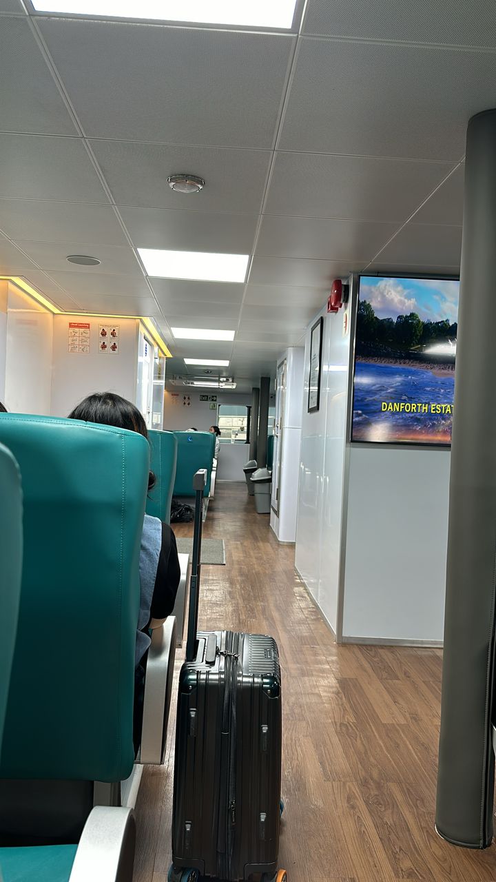 Putri Anggreni - Interior