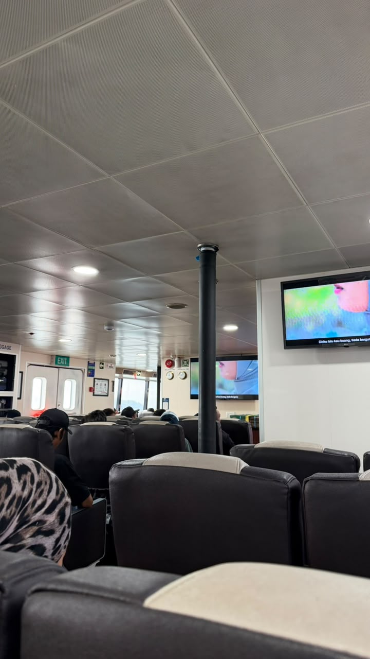 Pasir Gudang Ferry - Interior