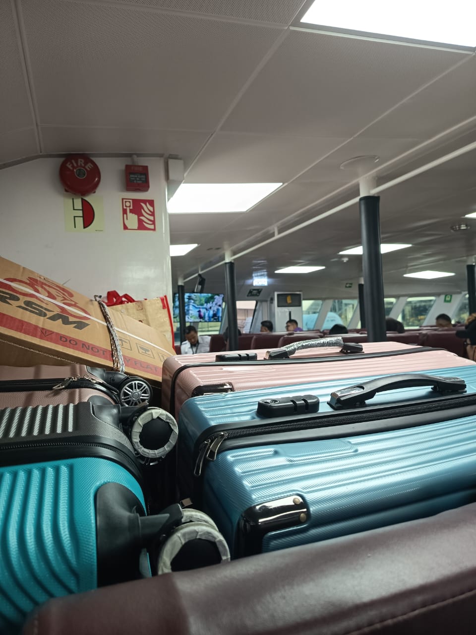 Pintas Fast Ferry - Interior, Amenities