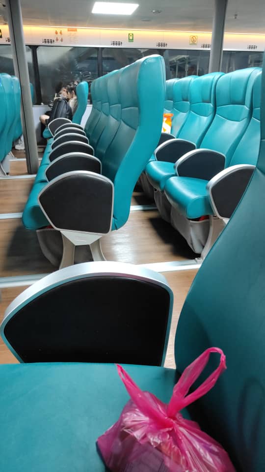 Putri Anggreni - Interior