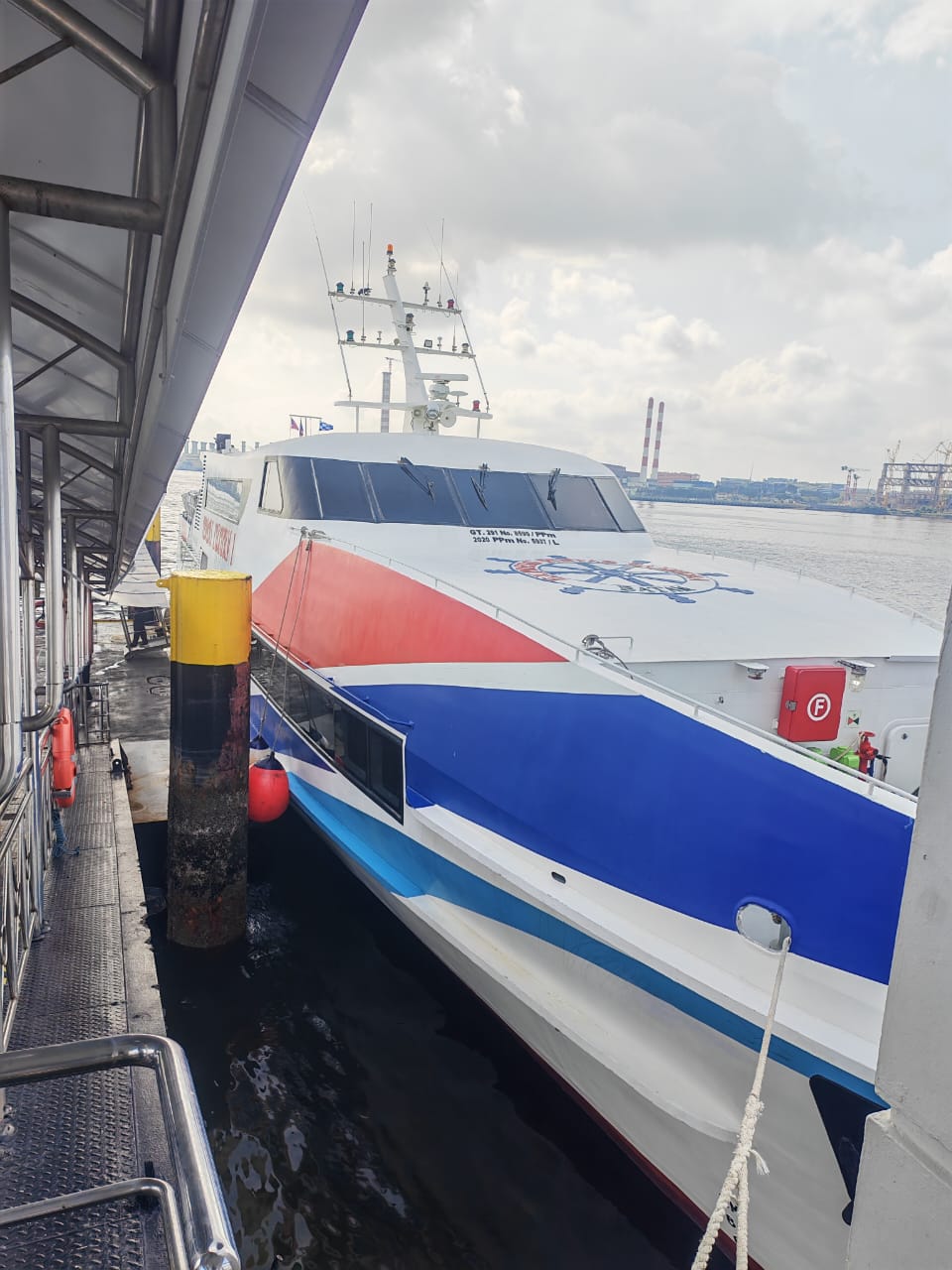 Pintas Fast Ferry - Exterior