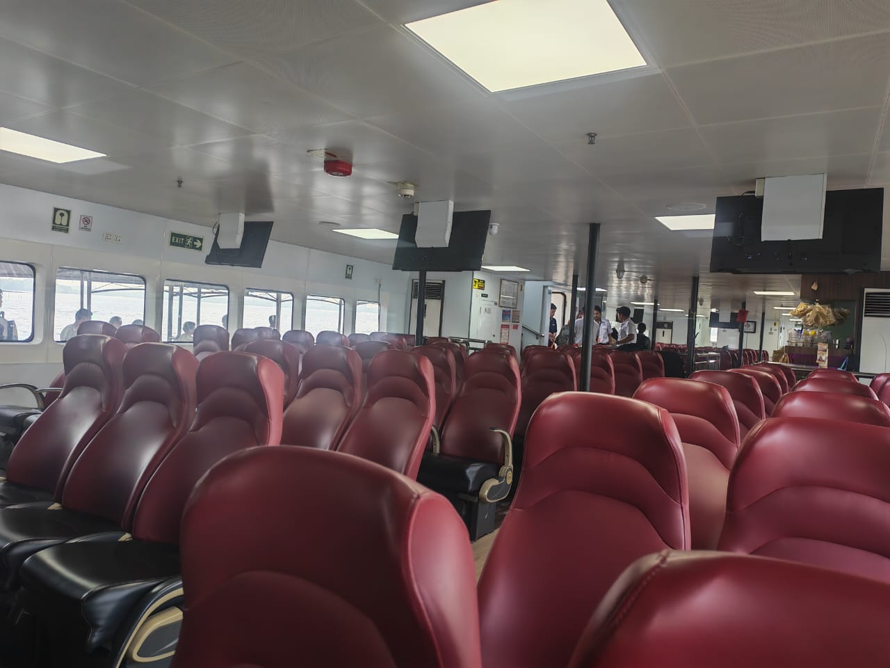 Pintas Fast Ferry - Interior