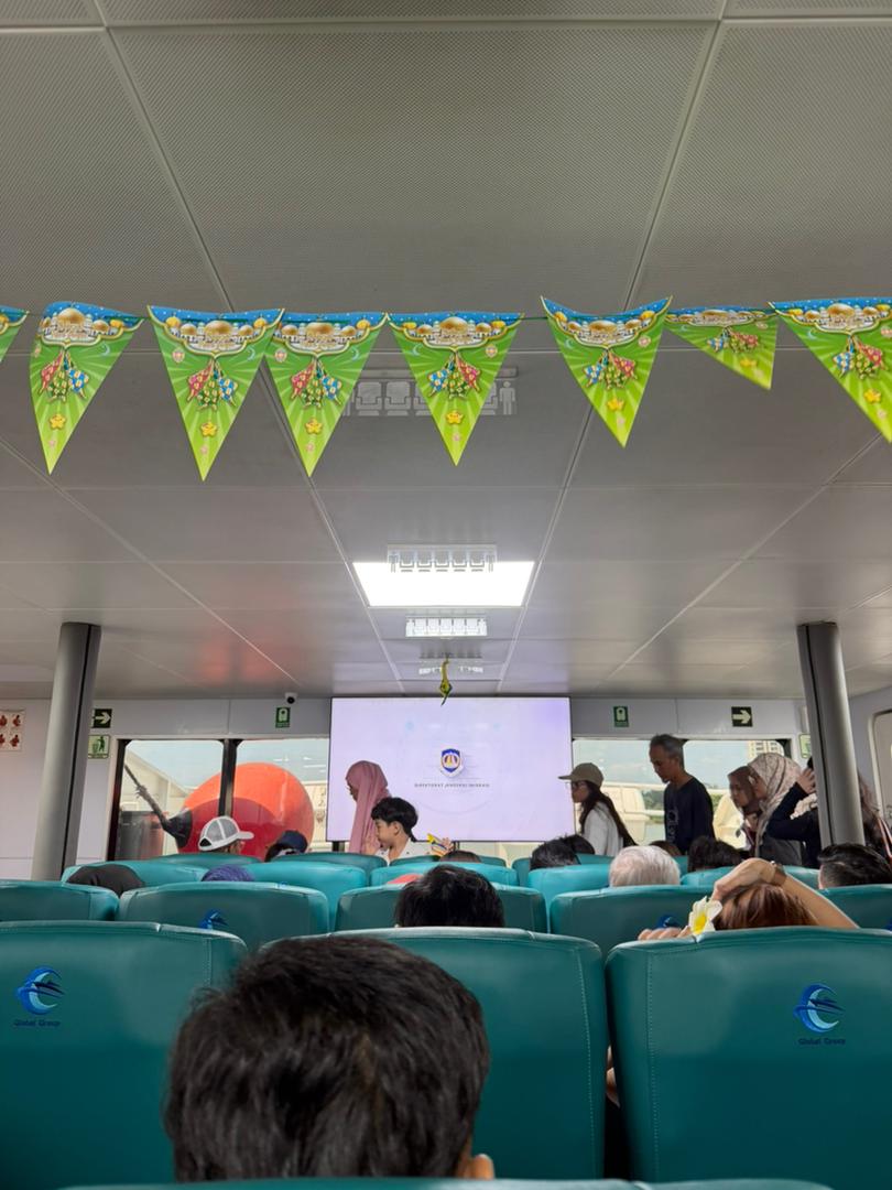 Putri Anggreni Ferry - Interior