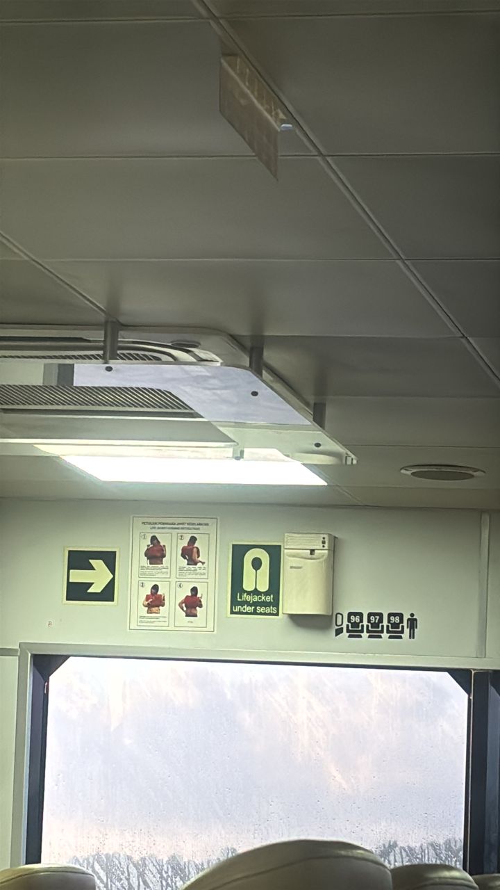 Putri Anggreni - Interior
