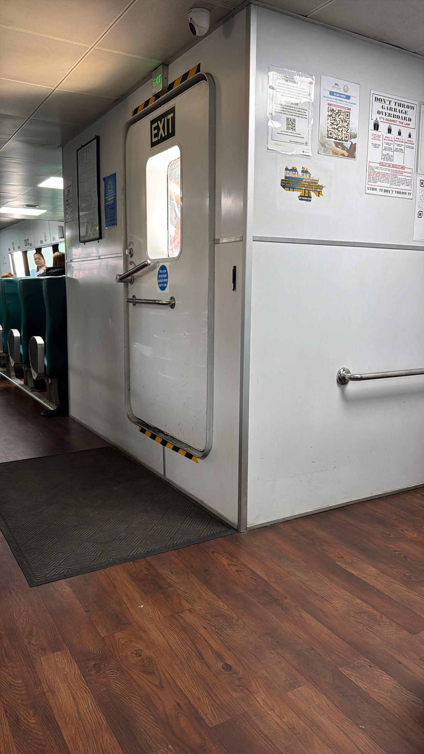 Putri Anggreni Ferry - Interior