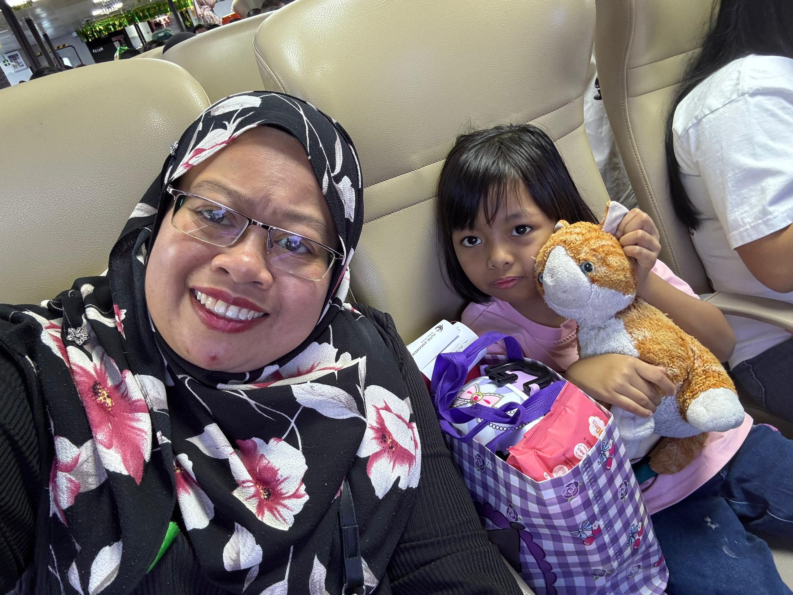 Putri Anggreni Ferry - Interior