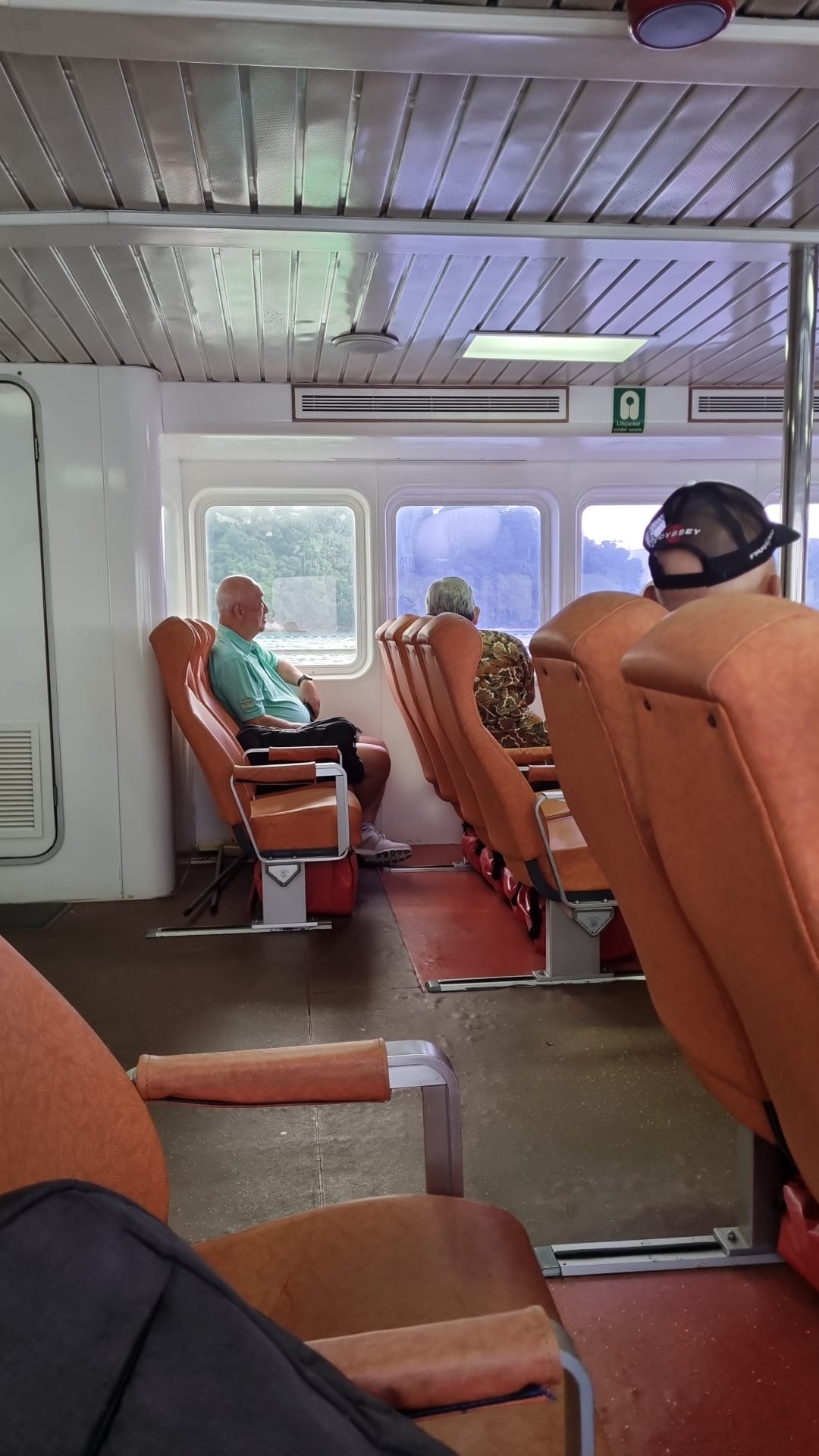 Batam Fast - Interior