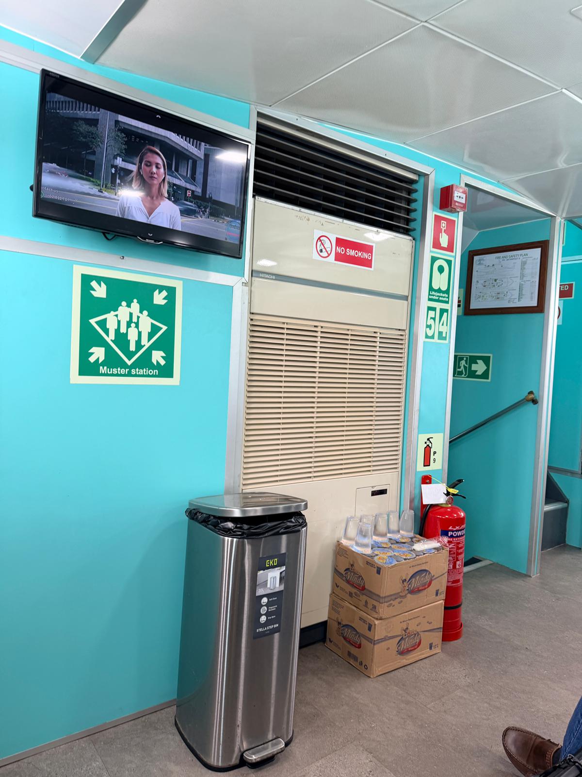 Sindo Ferry - Interior