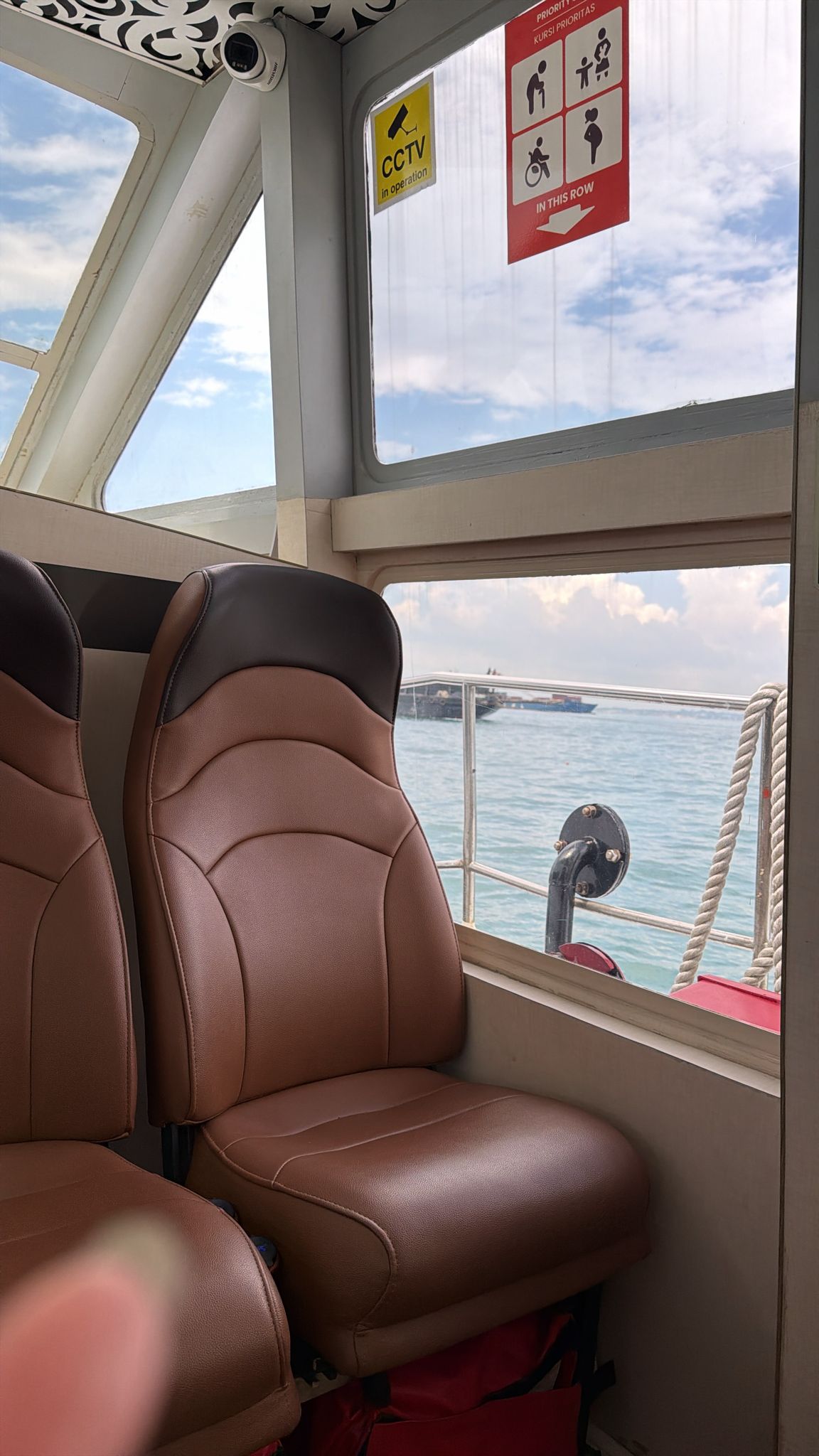 Batam Fast - Interior, Amenities