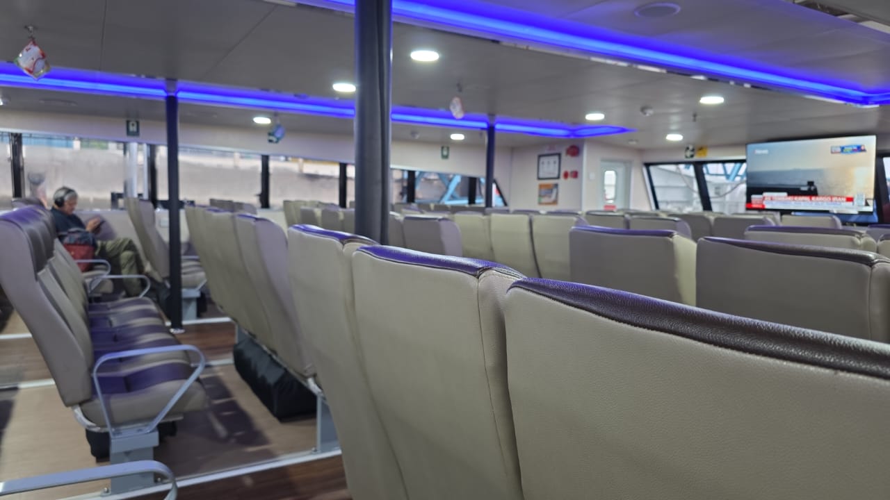 Pasir Gudang Ferry - Interior