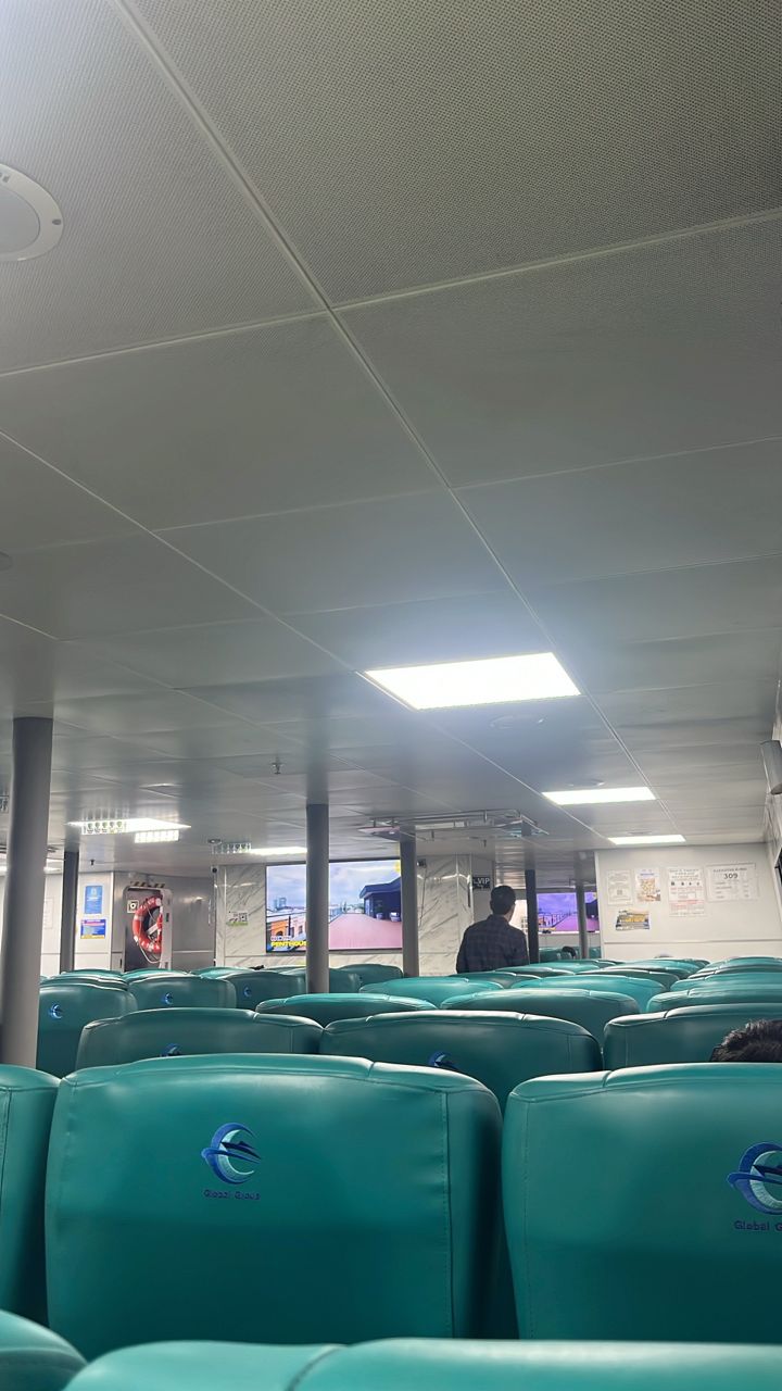 Putri Anggreni - Interior