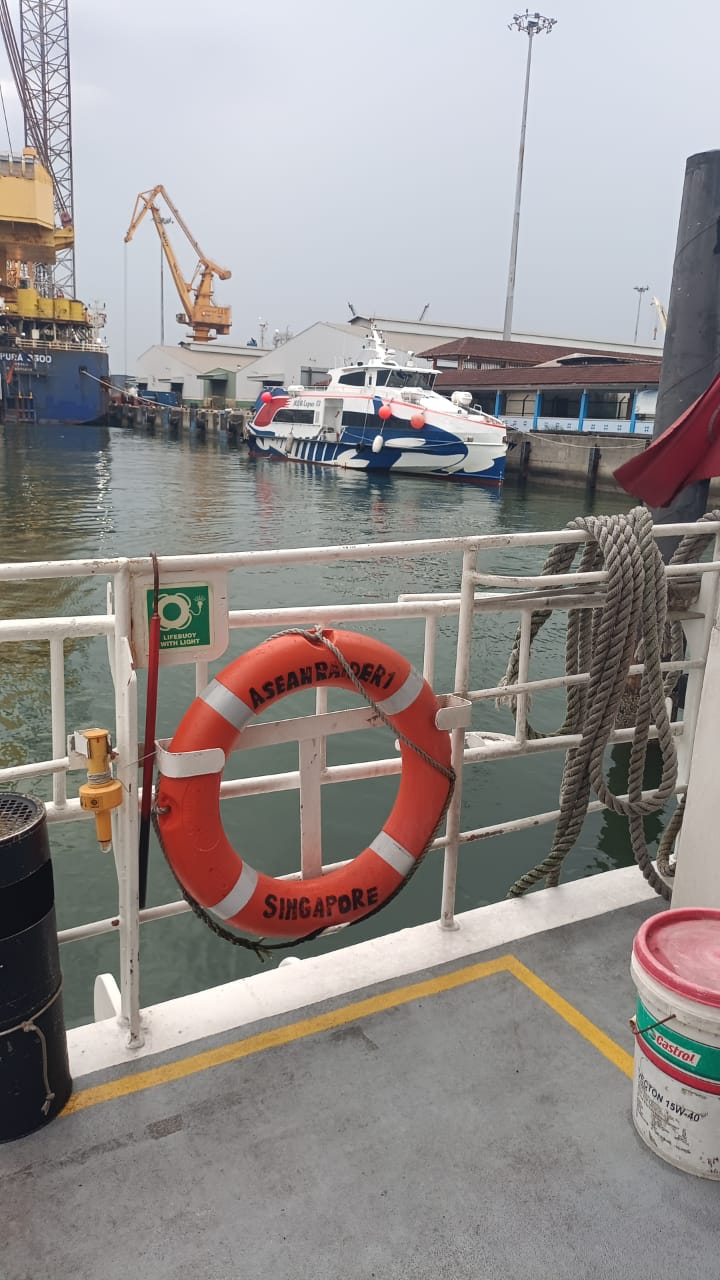 Pasir Gudang Ferry - Exterior
