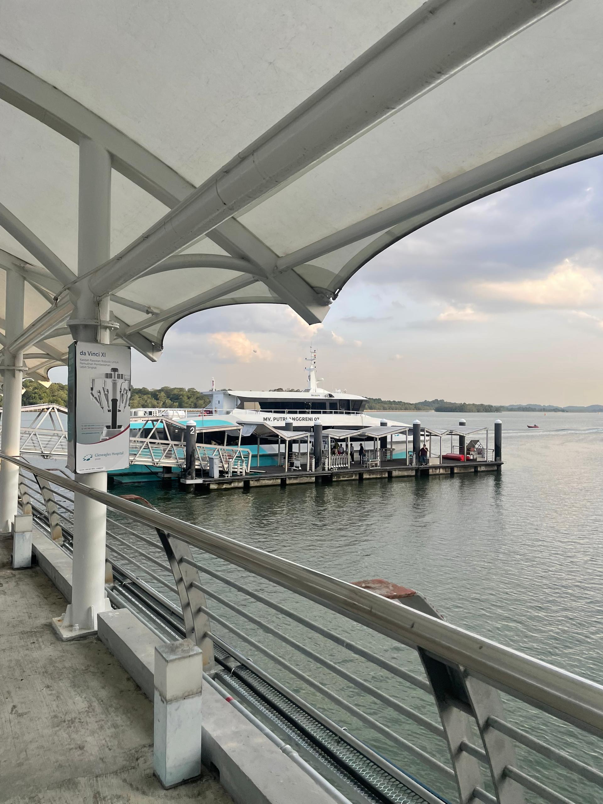 Putri Anggreni Ferry - BP
