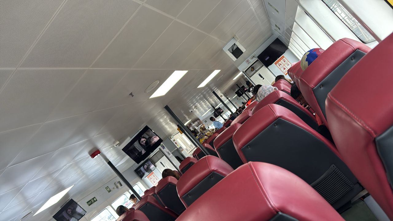 Pintas Fast Ferry - Interior