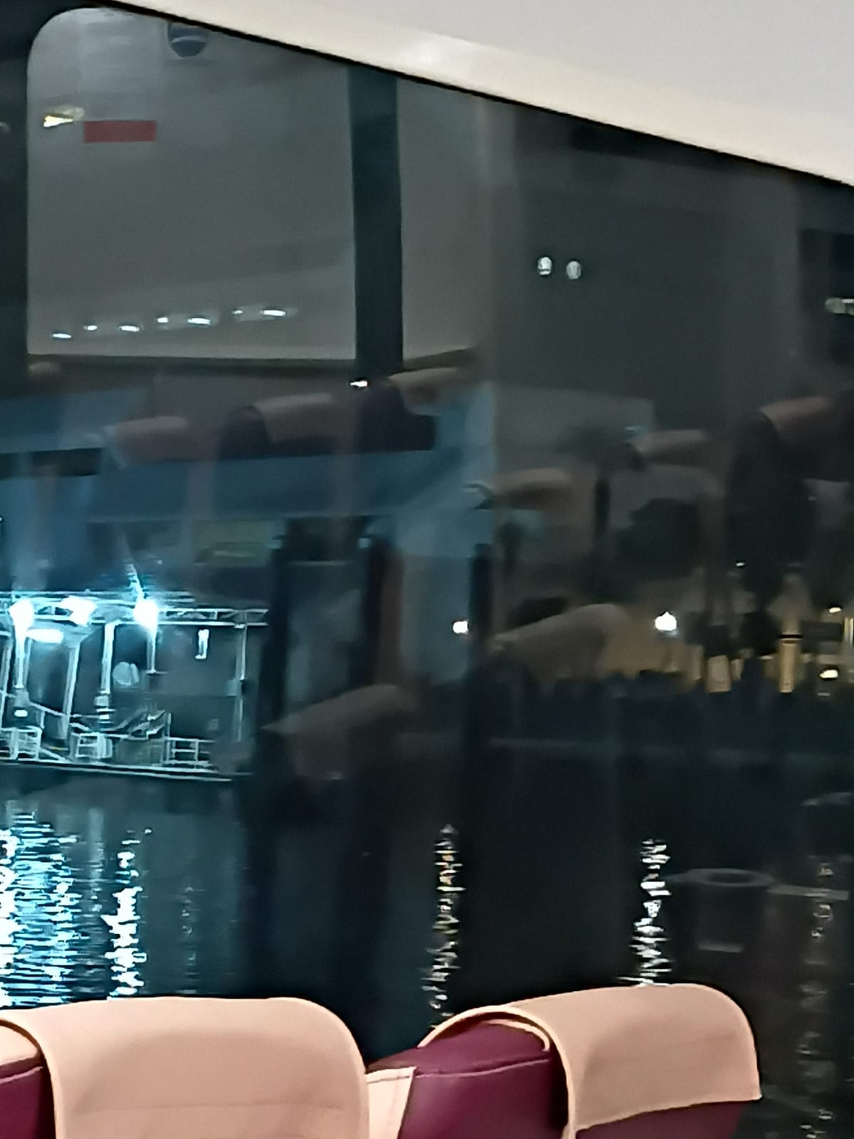 Sindo Ferry - Interior, Amenities