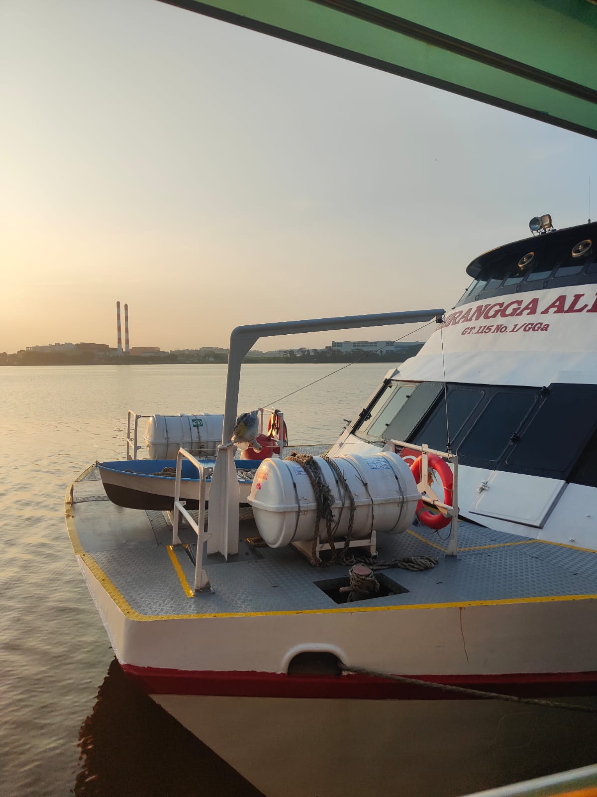 Pintas Fast Ferry - Exterior