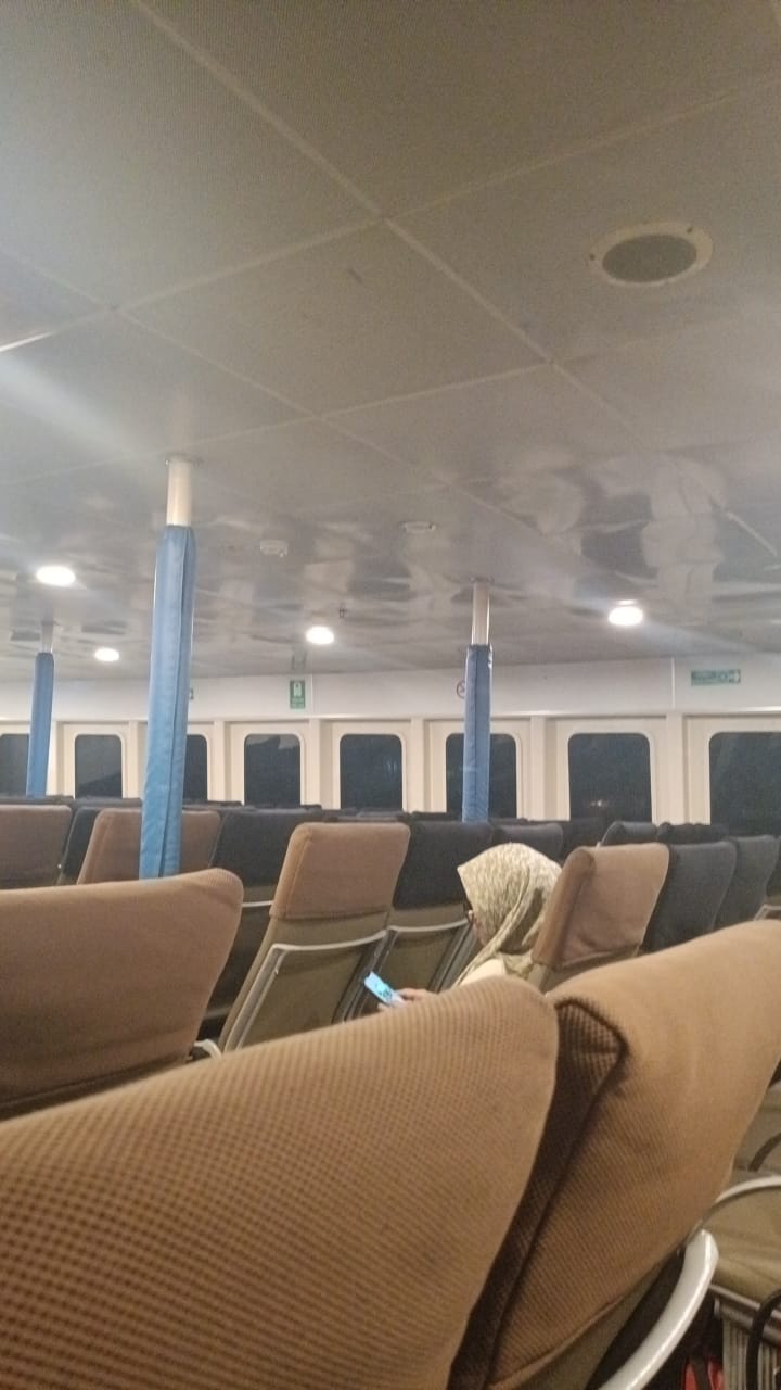 Sindo Ferry - Interior