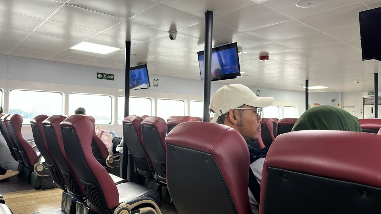 Pintas Fast Ferry - Interior
